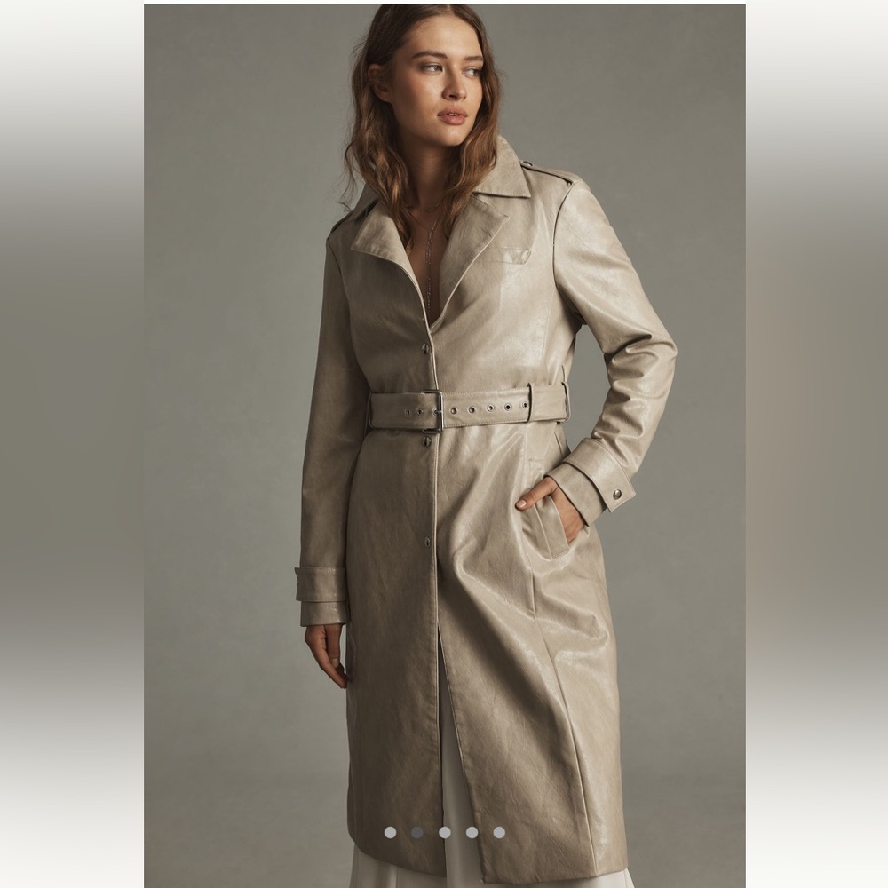 NWT Lamarque Katija Convertible Faux-Leather
Trench Coat Size Small